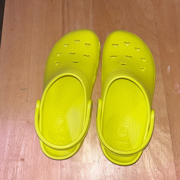 Disney Crocs - Picture 2 of 5